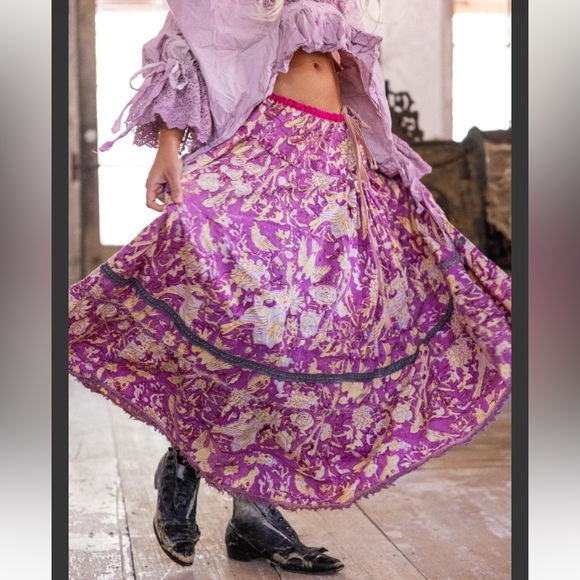 Magnolia Pearl Nepali Peasant Skirt - Picture 5 of 6